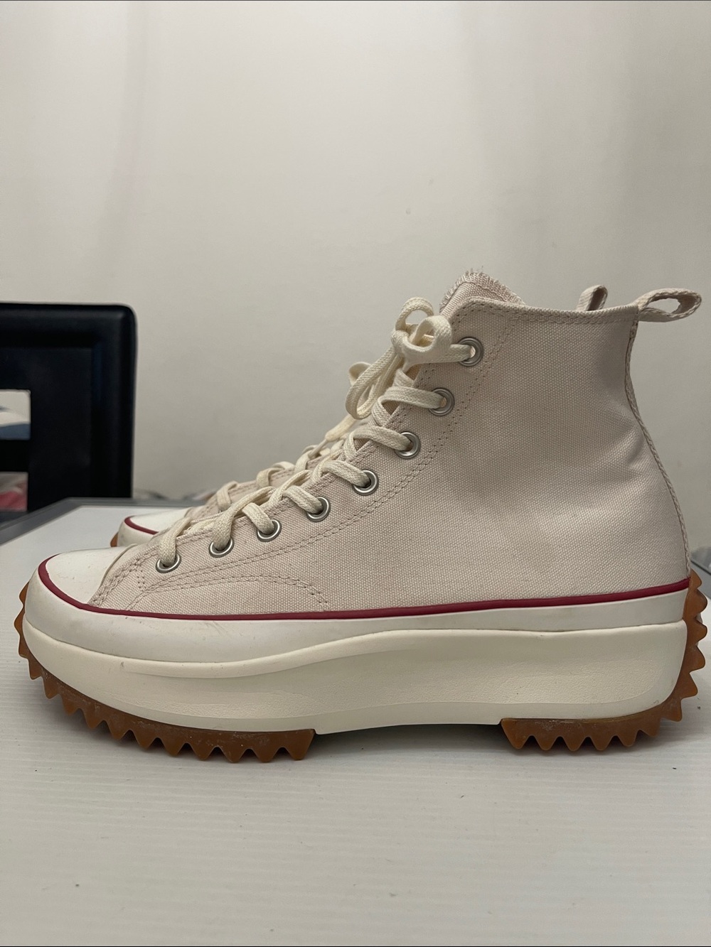 Converse Chuck Taylor All Star High-Top Sneaker in Cream Sneakers Men’s S 10.5